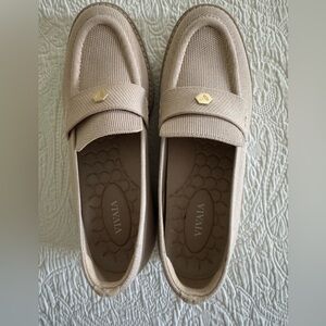 Women's Tan Loafers